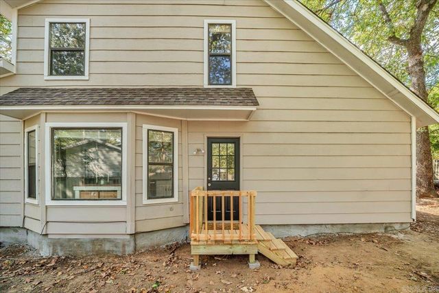 7 Oak Forest Cove, Maumelle, AR 72113