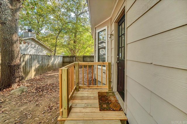 7 Oak Forest Cove, Maumelle, AR 72113
