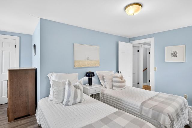 14 Trinity Cove Road, Harwich, MA 02645