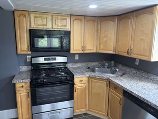 3 Bowdoin Ave 2, Boston, MA 02121