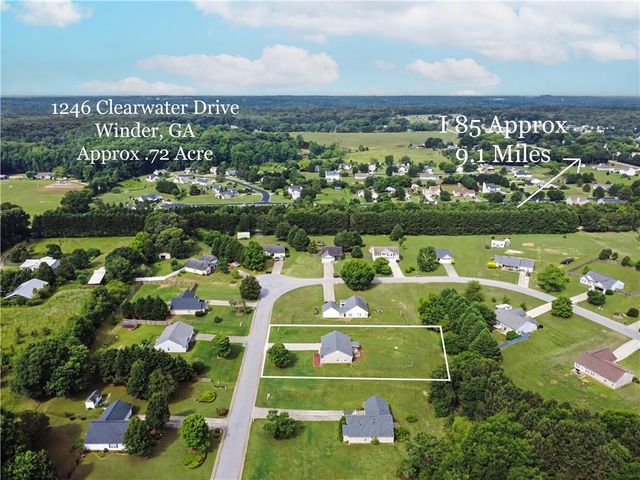 1246 Clearwater Drive, Winder, GA 30680