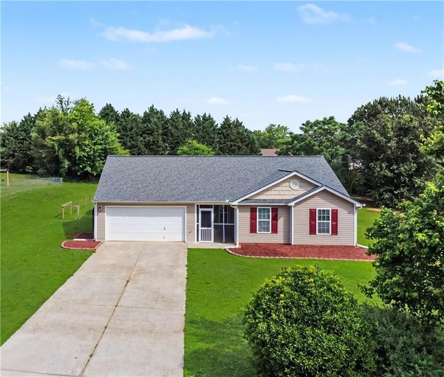 1246 Clearwater Drive, Winder, GA 30680