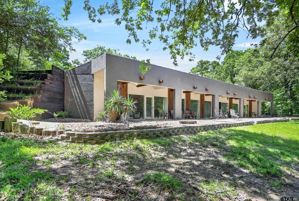 4883 FM 2423, Grapeland, TX 75844