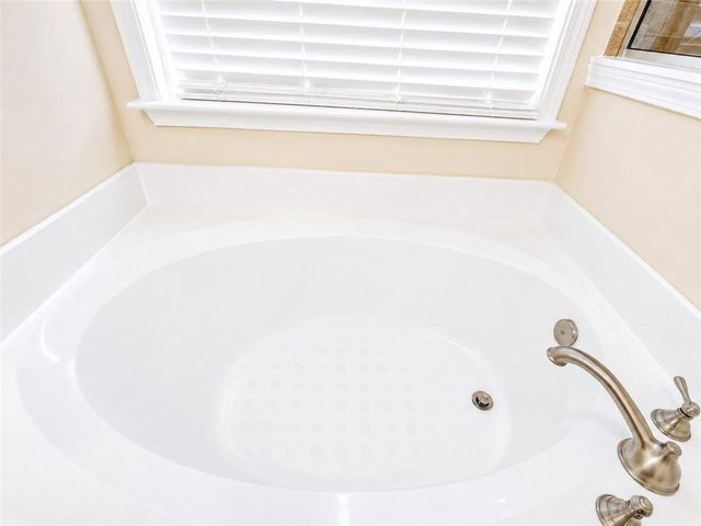 6065 Cameron Pointe, Peachtree Corners, GA 30092