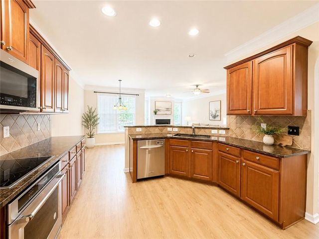 6065 Cameron Pointe, Peachtree Corners, GA 30092