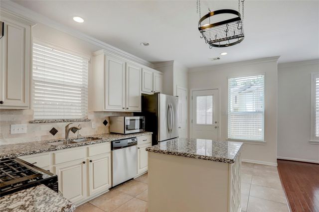 10046 Hillside Bayou Drive, Houston, TX 77080