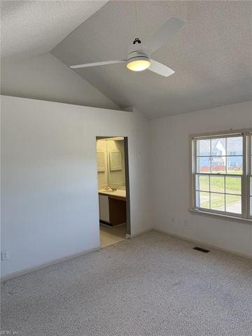 3807 Banister River Reach Apt D, Portsmouth, VA 23703