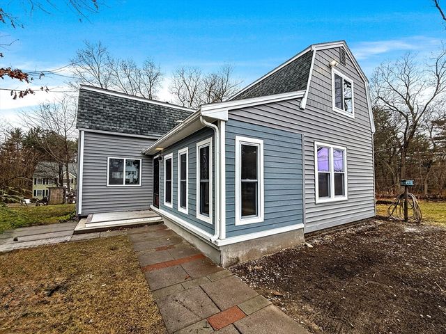 21 Burlington Rd, Billerica, MA 01821