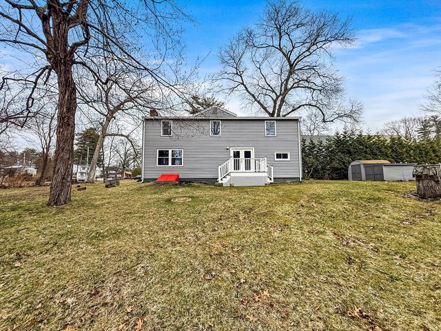 21 Burlington Rd, Billerica, MA 01821