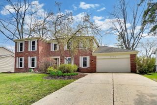 5405 Silentbrook Lane, Rolling Meadows, IL 60008