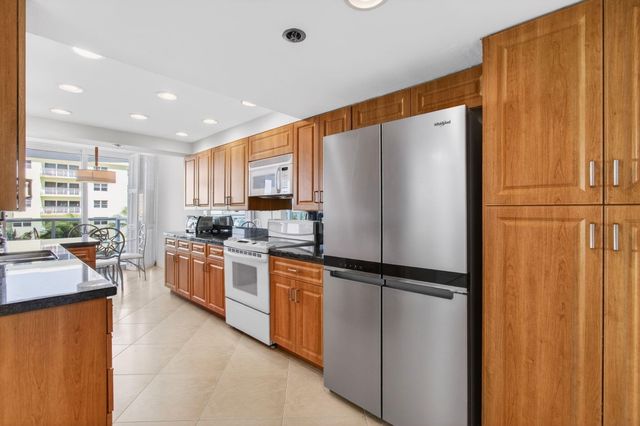 350 S Ocean Boulevard 3-C, Boca Raton, FL 33432