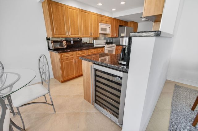 350 S Ocean Boulevard 3-C, Boca Raton, FL 33432