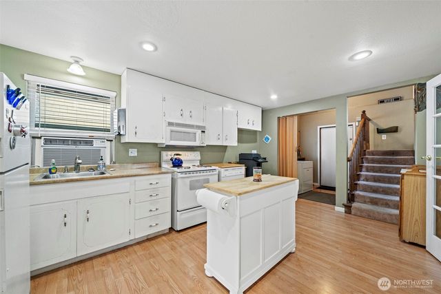 4119 6th Avenue, Tacoma, WA 98406