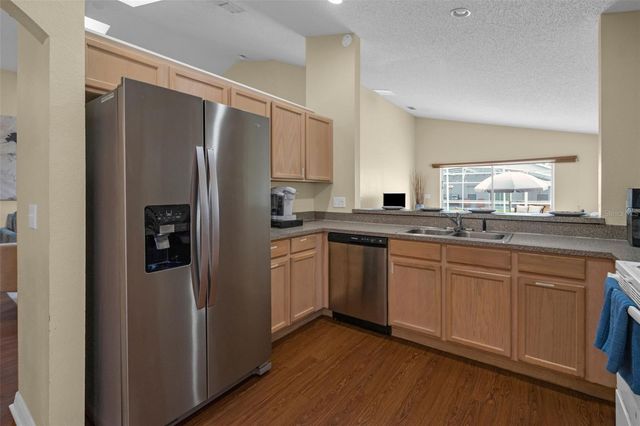 1104 BLOOMINGDALE DRIVE, Davenport, FL 33897