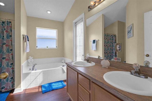 1104 BLOOMINGDALE DRIVE, Davenport, FL 33897