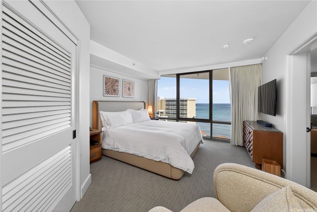 223 Saratoga Road 3008, Honolulu, HI 96815