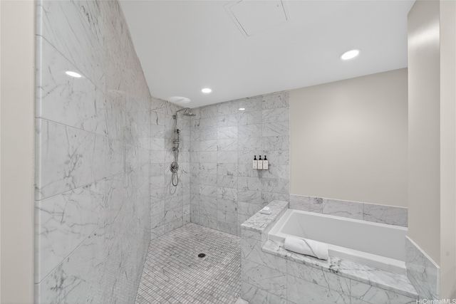 223 Saratoga Road 3008, Honolulu, HI 96815