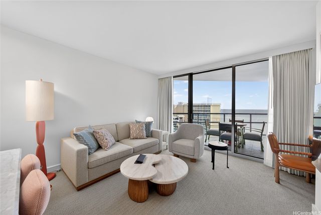 223 Saratoga Road 3008, Honolulu, HI 96815