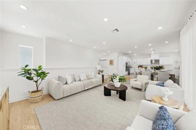 324 Merit, Irvine, CA 92618