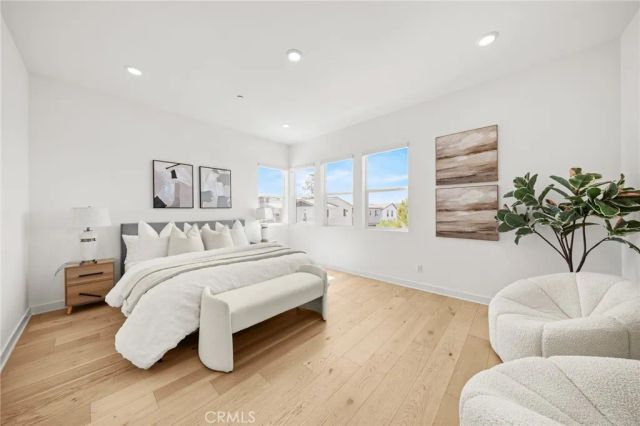 324 Merit, Irvine, CA 92618