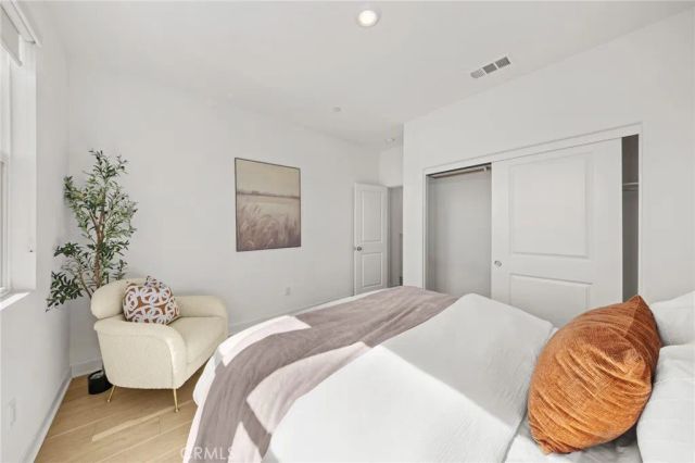 324 Merit, Irvine, CA 92618