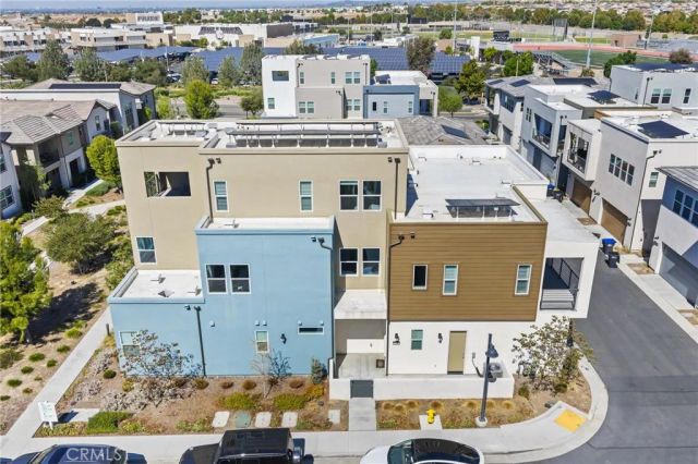 324 Merit, Irvine, CA 92618