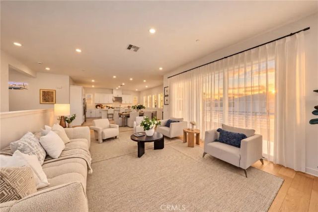 324 Merit, Irvine, CA 92618
