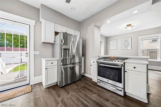 2129 W 101st Street, Cleveland, OH 44102