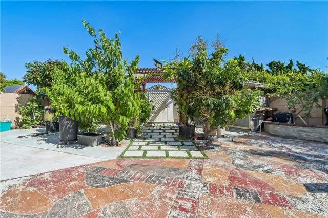 5302 Clark, Westminster, CA 92683