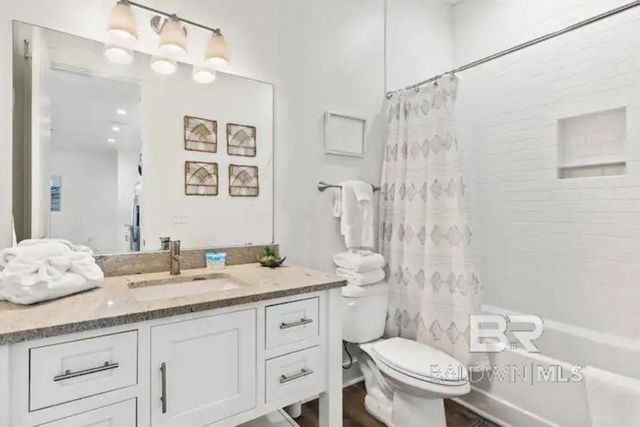 1932 W Beach Boulevard M, Gulf Shores, AL 36542