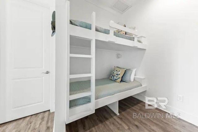 1932 W Beach Boulevard M, Gulf Shores, AL 36542