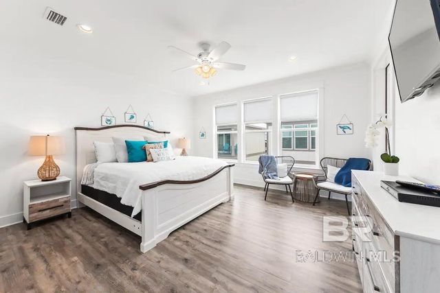 1932 W Beach Boulevard M, Gulf Shores, AL 36542