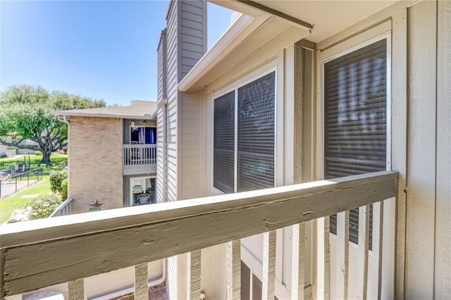 260 El Dorado Boulevard 307, Houston, TX 77598