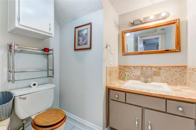 260 El Dorado Boulevard 307, Houston, TX 77598