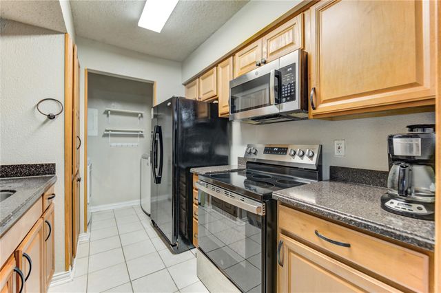 260 El Dorado Boulevard 307, Houston, TX 77598