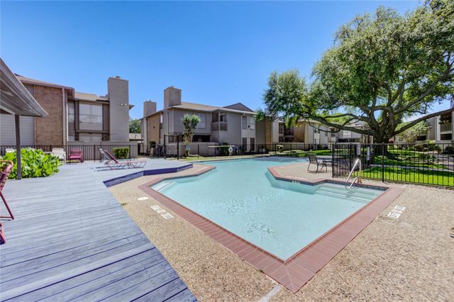 260 El Dorado Boulevard 307, Houston, TX 77598