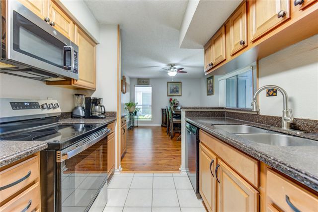 260 El Dorado Boulevard 307, Houston, TX 77598