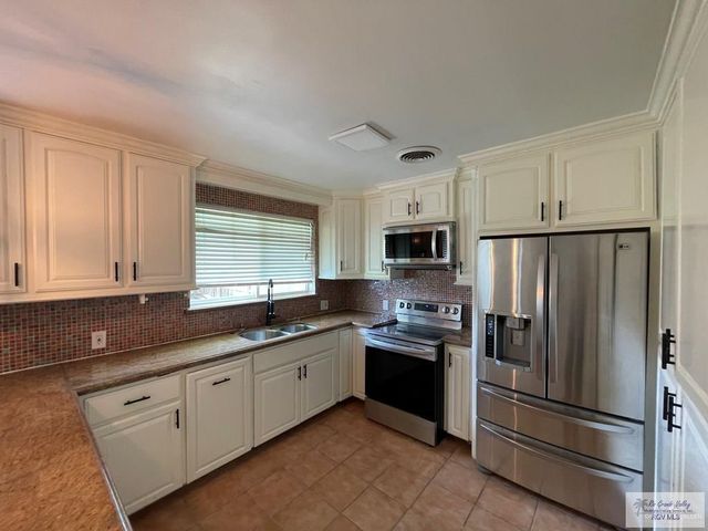 2308 Lisa Ann Avenue, Harlingen, TX 78550