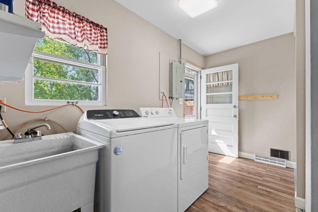 358 Rosedale Road NE, Spring Lake Park, MN 55432