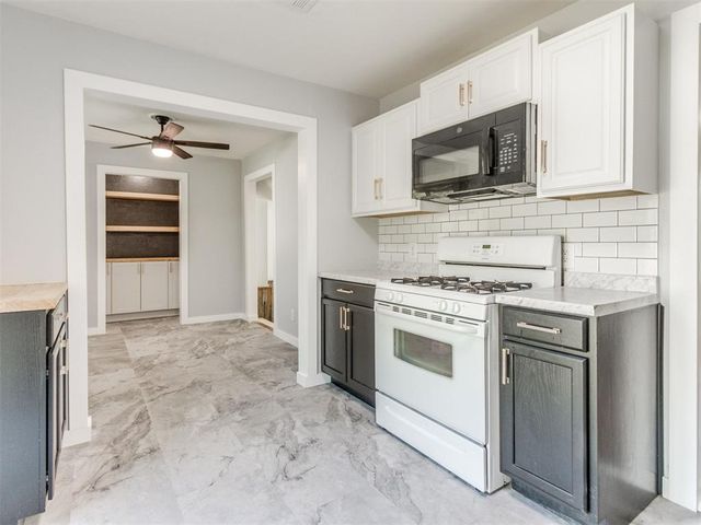 637 N Broadway, Edmond, OK 73034