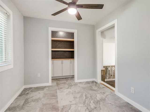 637 N Broadway, Edmond, OK 73034