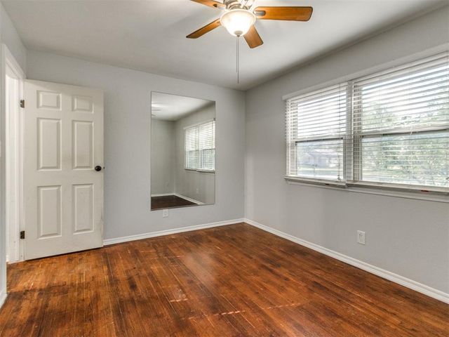 637 N Broadway, Edmond, OK 73034