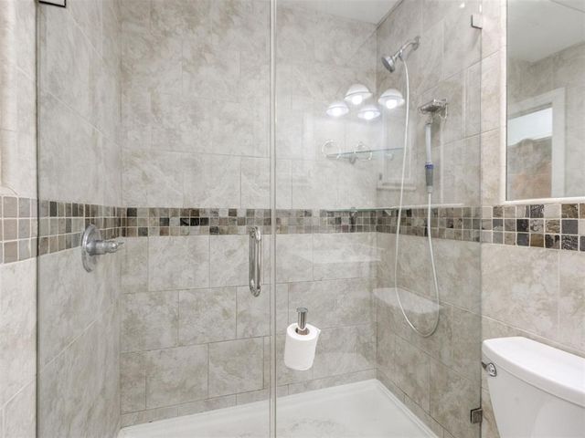 637 N Broadway, Edmond, OK 73034