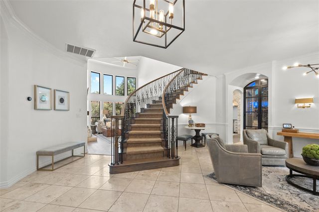 1909 Lakecliff Hills LN, Austin, TX 78732