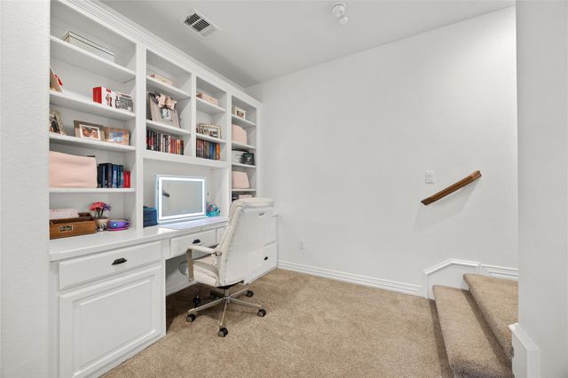 1909 Lakecliff Hills LN, Austin, TX 78732