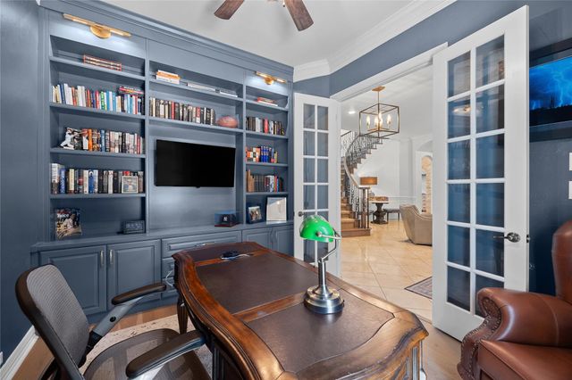 1909 Lakecliff Hills LN, Austin, TX 78732