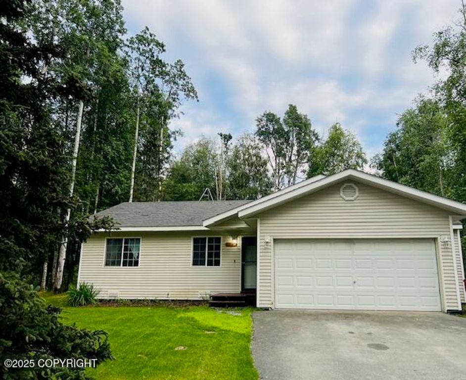 7985 S Settlers Bay Drive, Wasilla, AK 99623