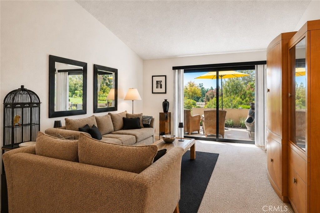 17808 Corte Huasco Street 60, San Diego, CA 92128 — photo 4