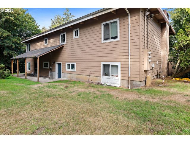 92256 HUMMINGBIRD Ln, Warrenton, OR 97146