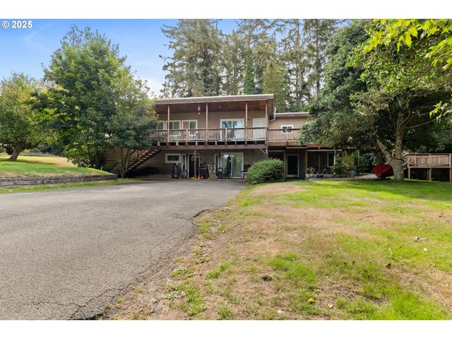 92256 HUMMINGBIRD Ln, Warrenton, OR 97146
